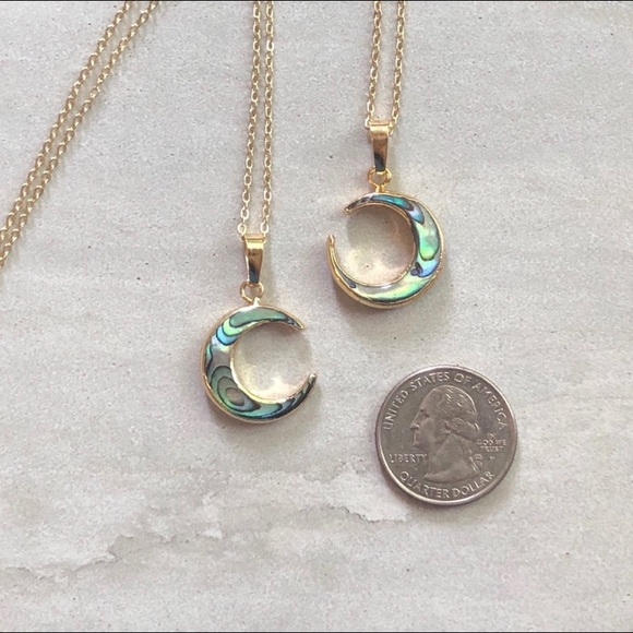 1 Left!✨ Abalone Shell 14K Crescent Moon Necklace - Picture 6 of 7